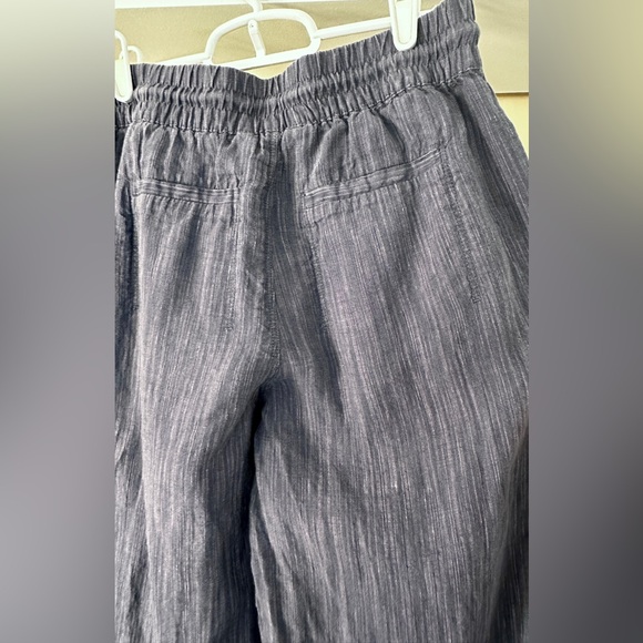 Athleta Cano Linen
Wide leg Pant - Picture 8 of 14